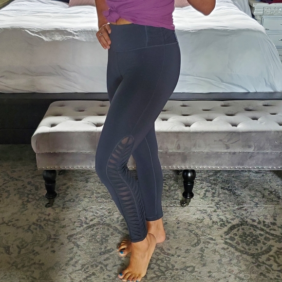 Victoria's Secret Pants - VS gray total knockout twisted pleat mesh legging